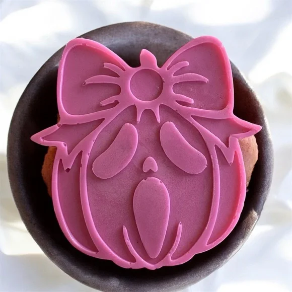 Fruity pebbles soap Ghost face 4x4in 8oz shea butter based handmade - Picture 1 of 2